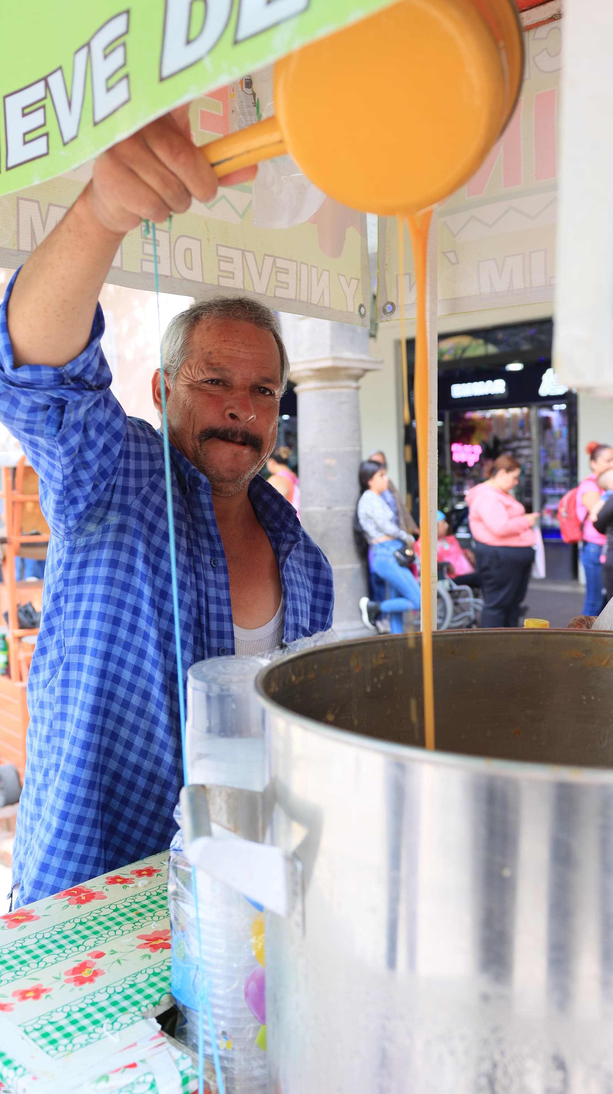 TLAQUEPAQUE SEDE DE LA PRIMERA FERIA DEL TEJUINO