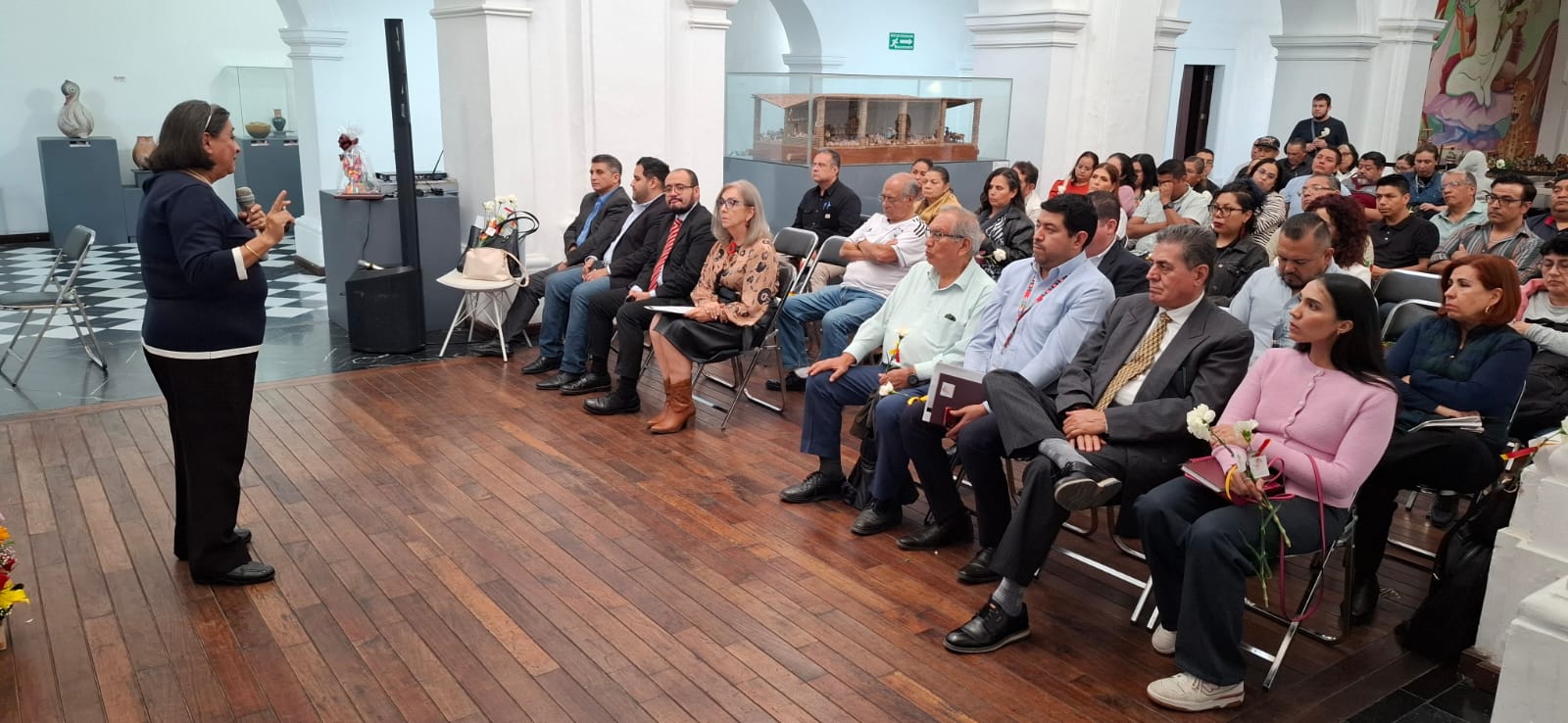 IMPARTE TLAQUEPAQUE CONFERENCIA SOBRE DERECHOS HUMANOS