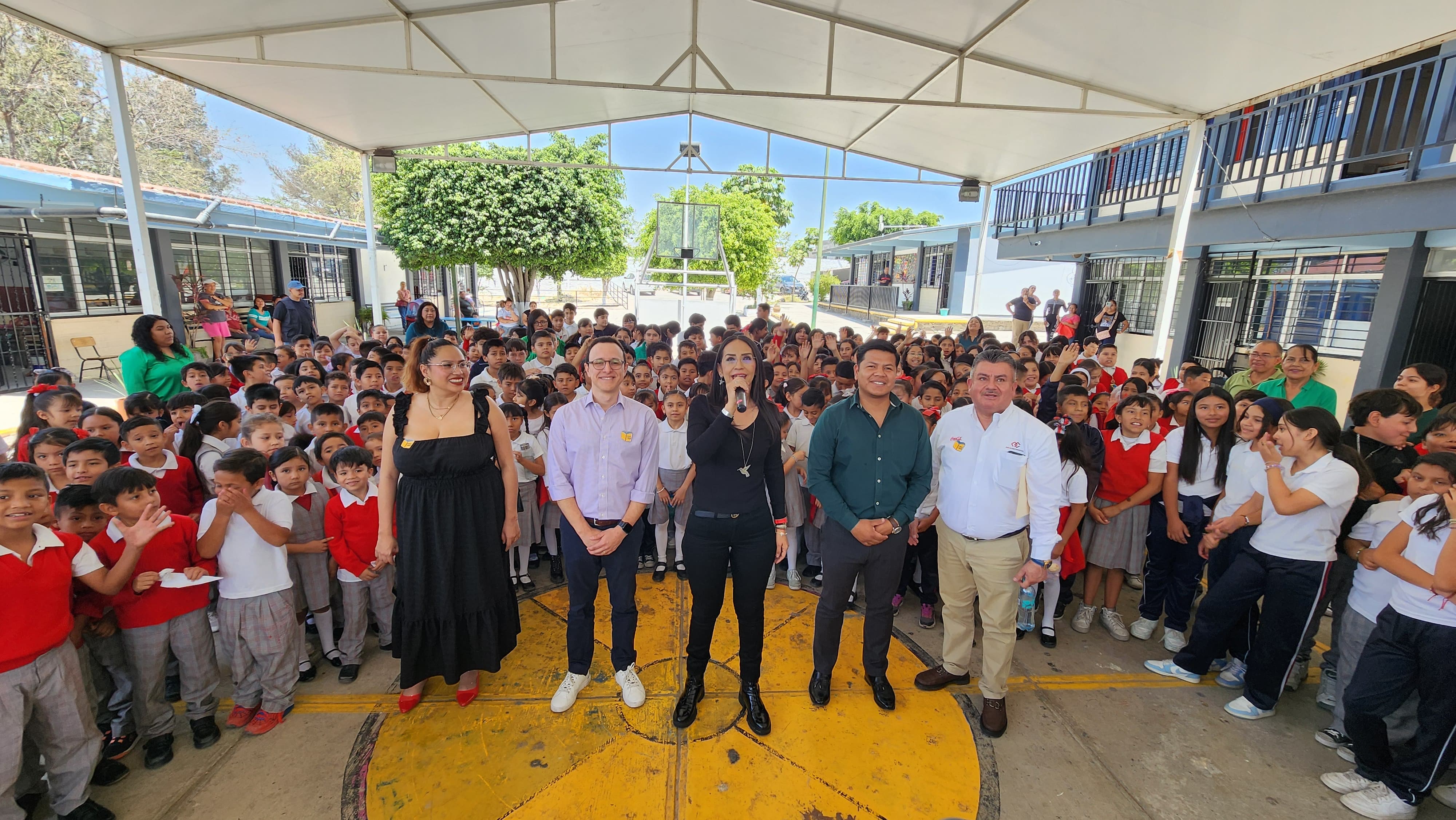 IMPLEMENTAN PROGRAMA ESCUELAS CON AGUA EN TLAQUEPAQUE