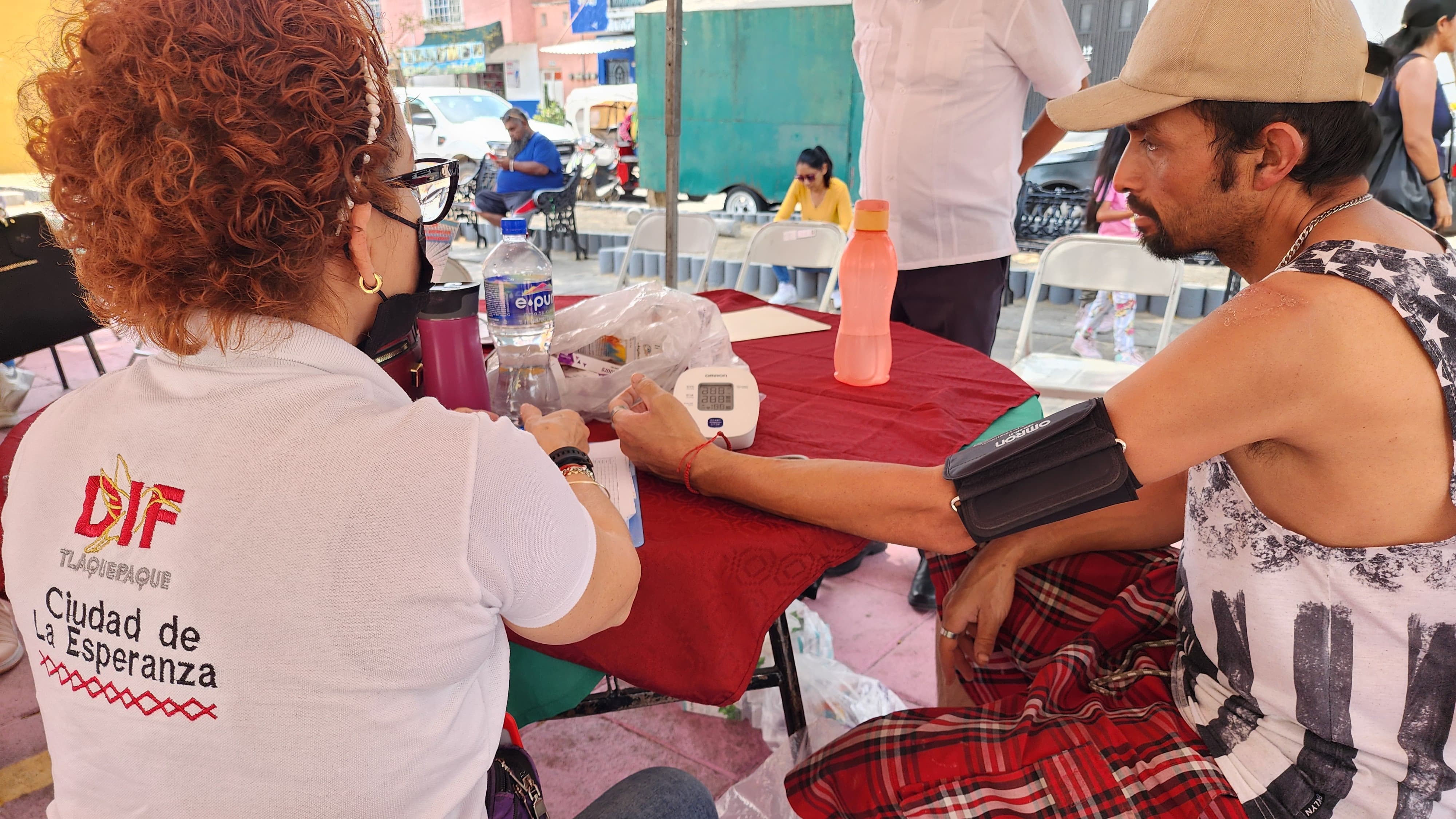 CERCA DE DOS MIL PERSONAS BENEFICIADAS CON LAS FERIAS DE SALUD EN TLAQUEPAQUE