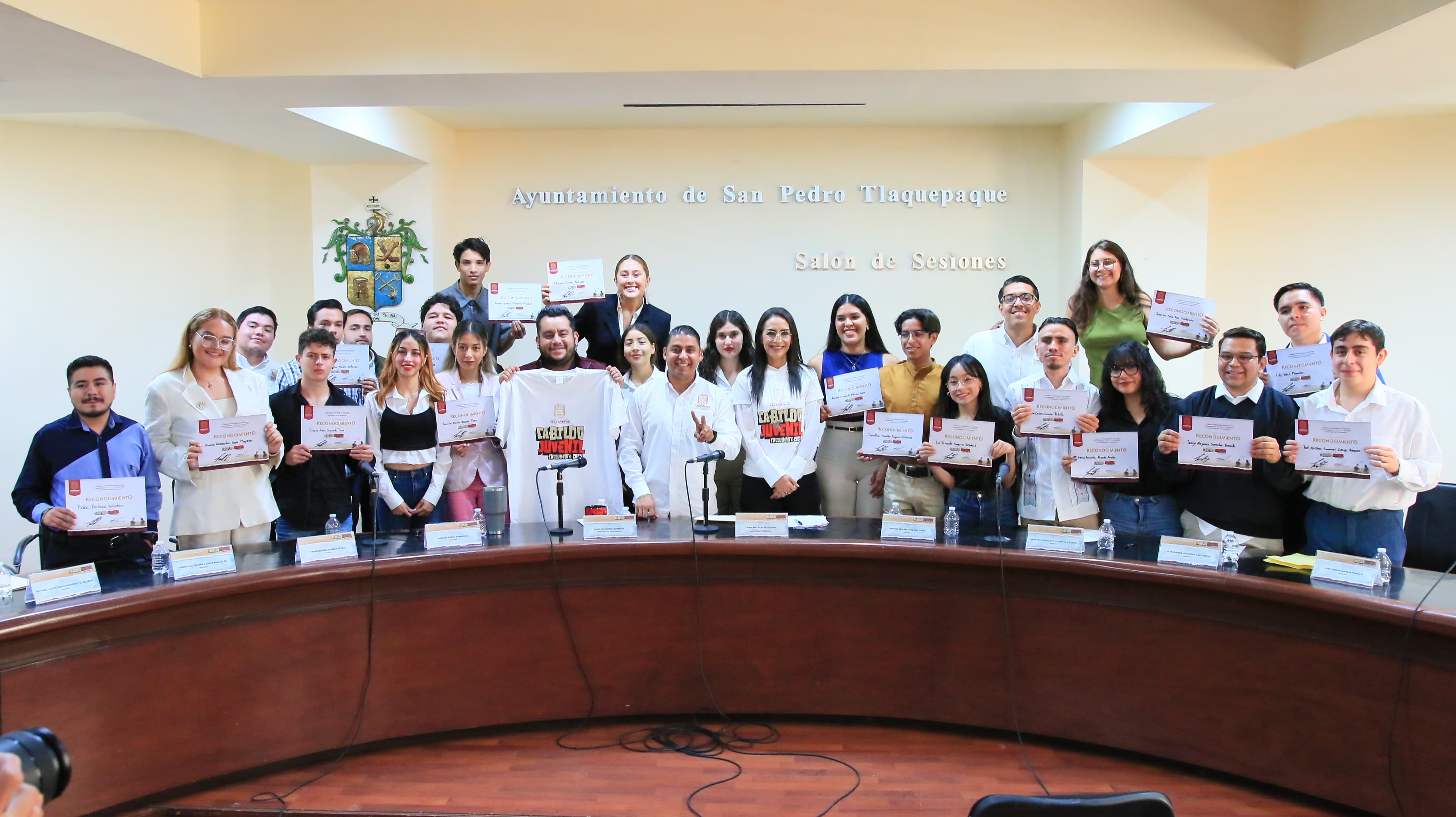 LAURA IMELDA PRESIDE CABILDO JUVENIL INCLUYENTE EN TLAQUEPAQUE
