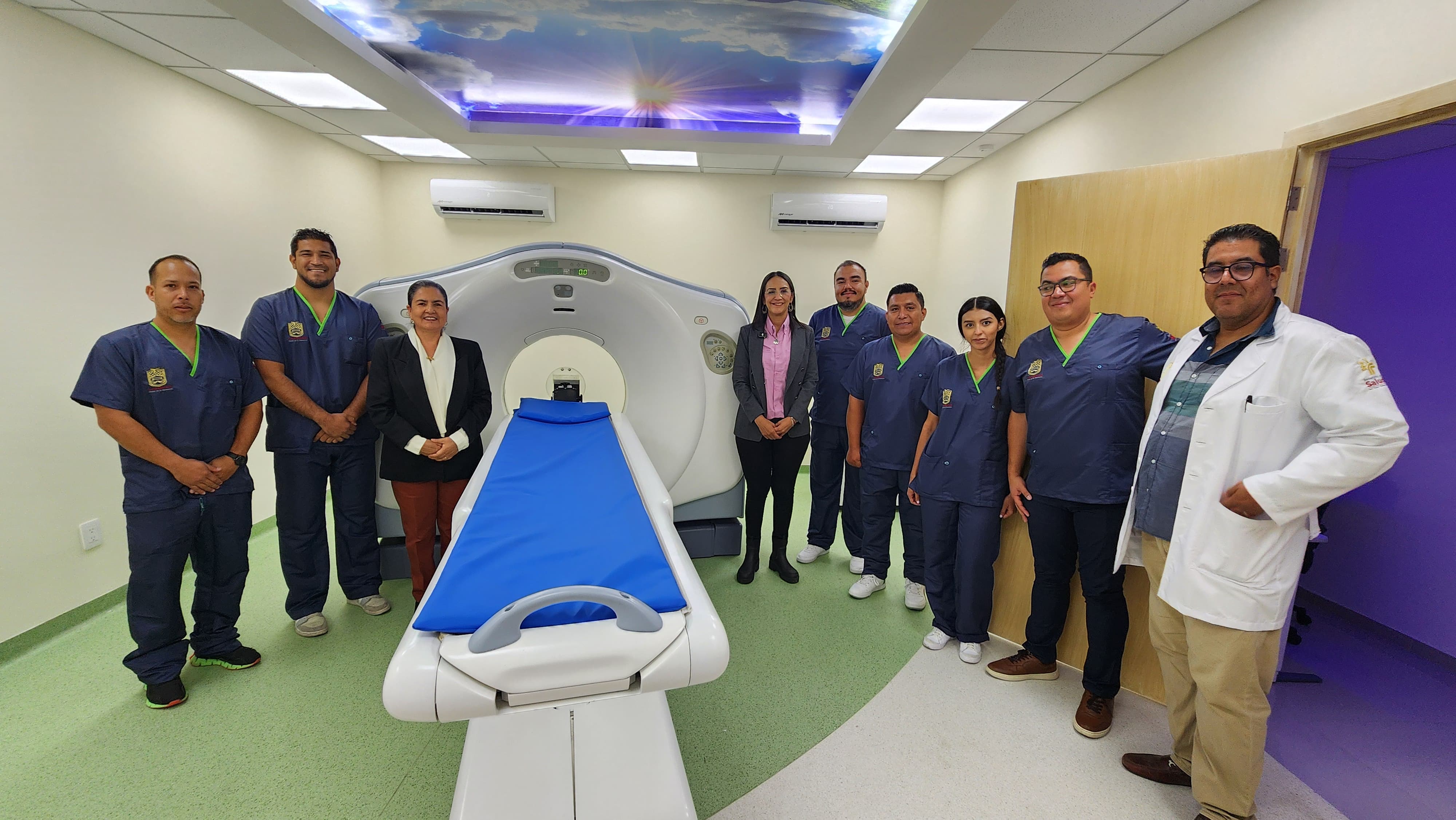 INAUGURA LAURA IMELDA EL NUEVO CENTRO DE IMAGENOLOGÍA Y LABORATORIO MÉDICO EN TLAQUEPAQUE
