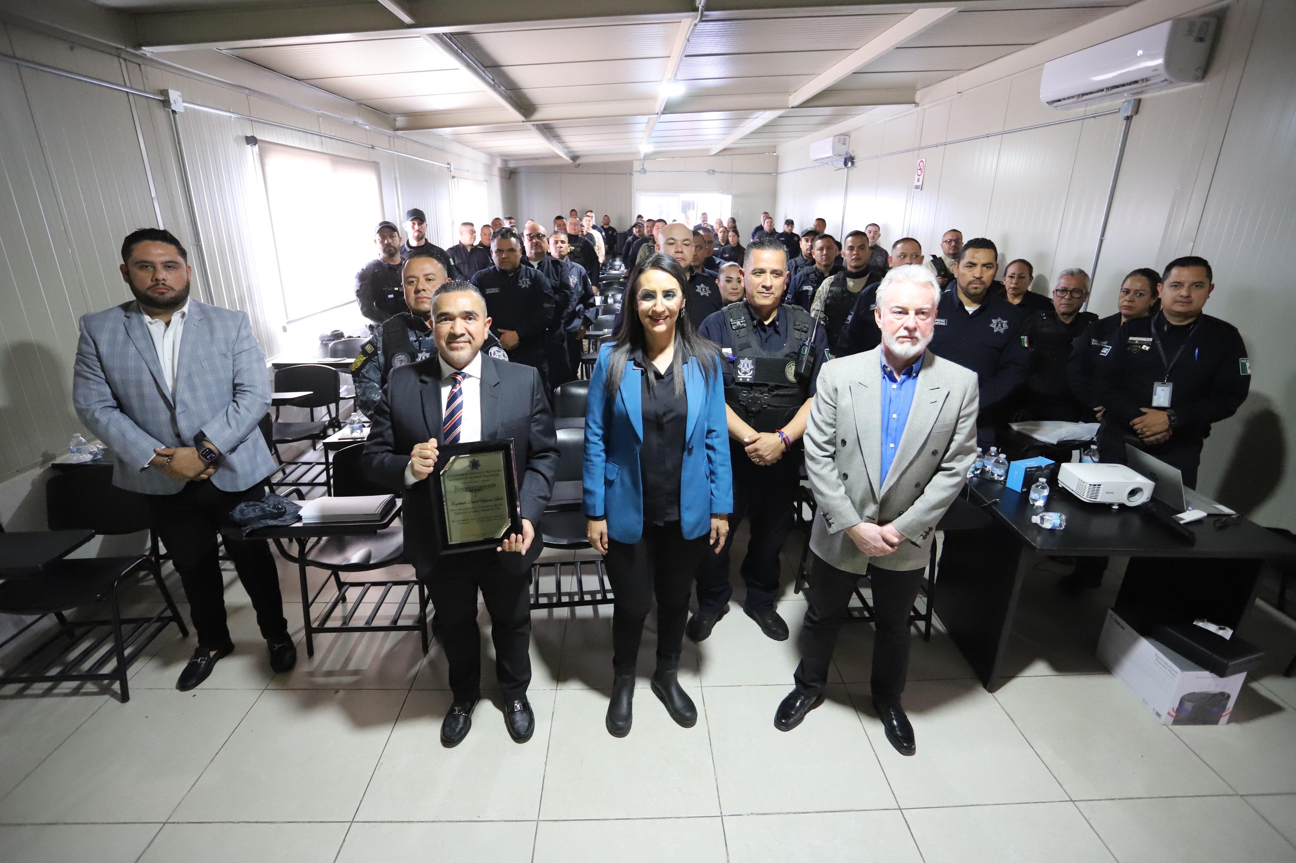 POLICÍAS DE SAN PEDRO TLAQUEPAQUE RECIBEN CAPACITACIÓN POR PARTE DE MAGISTRADOS Y JUECES