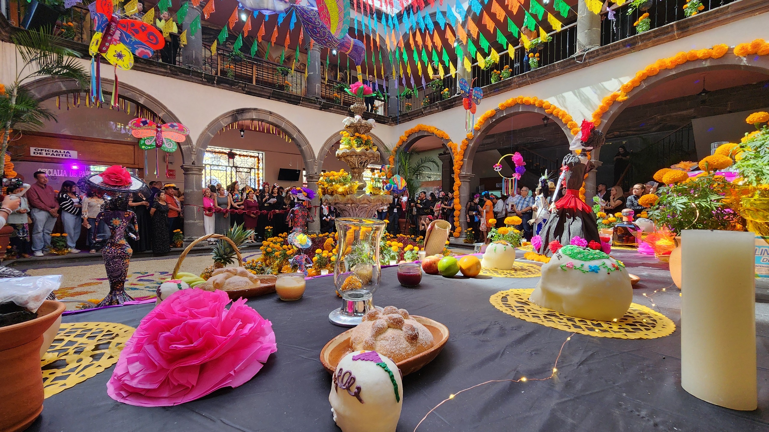 INVITA TLAQUEPAQUE A PARTICIPAR EN EL CONCURSO DE ALTARES DE MUERTOS