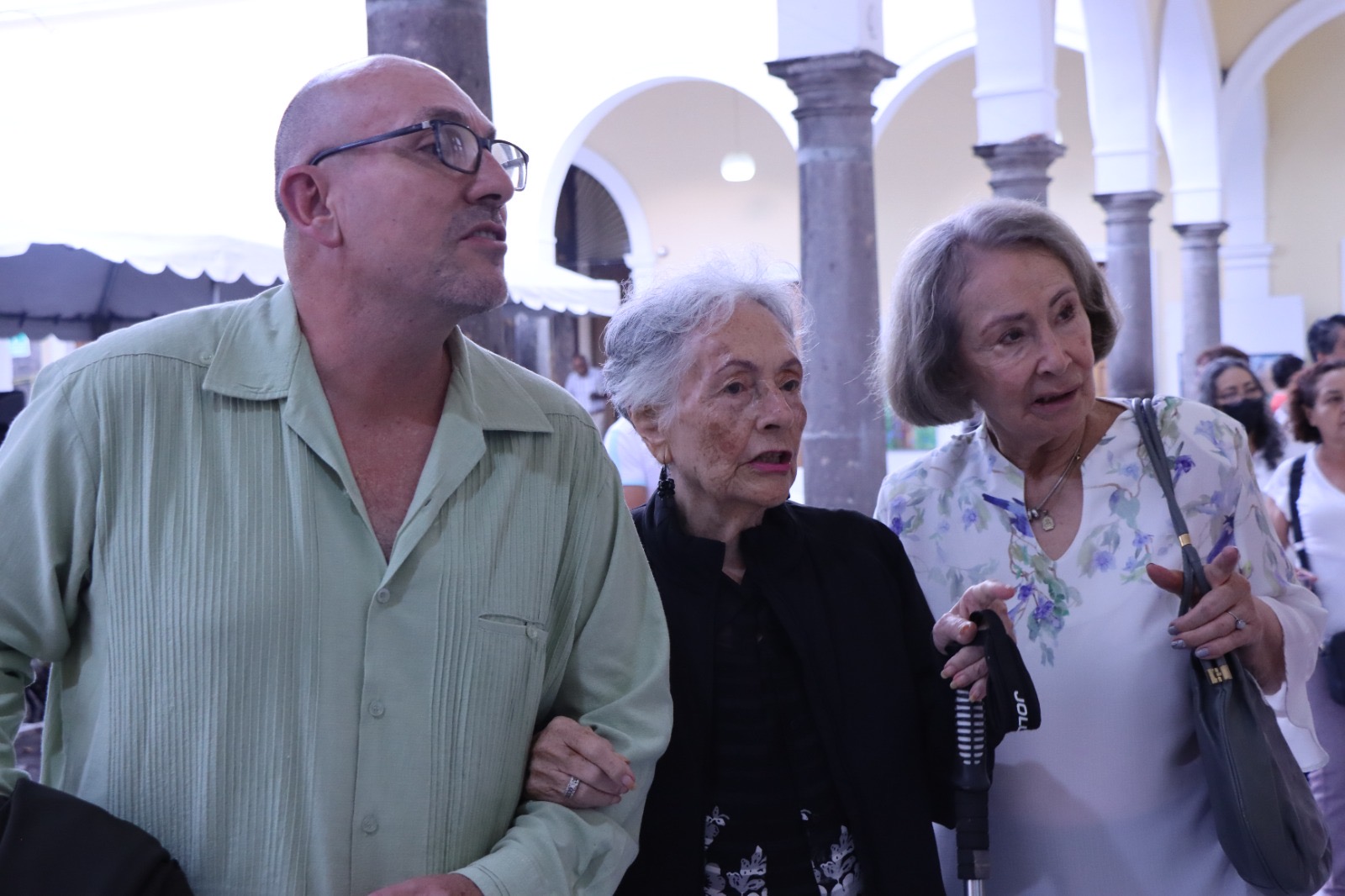 TLAQUEPAQUE RINDE HOMENAJE A CONSUELO MONTERO, SEMIILLERA DE LA ESCUELA DE ARTES PLÁSTICAS 