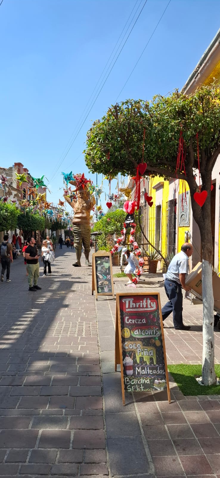 CON EL PROGRAMA “DE RONDA EN TLAQUEPAQUE” EL MUNICIPIO OFRECE A SUS VISITANTES EVENTOS CULTURALES DE MANERA GRATUITA  